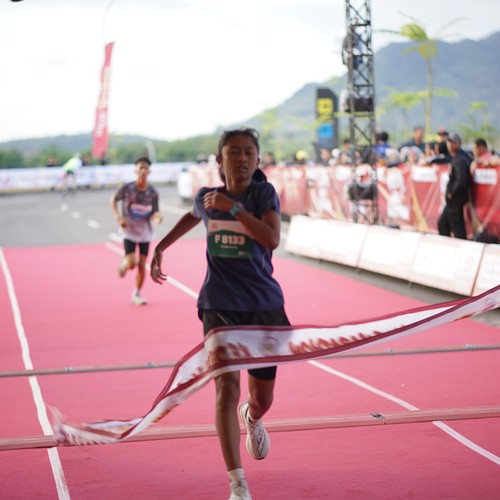 Race photo from KEDIRI HALF MARATHON 2026