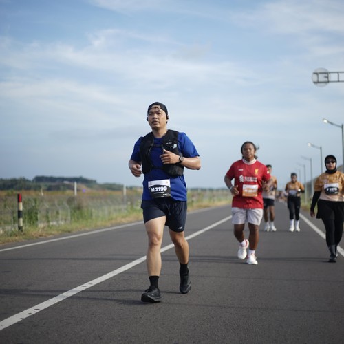 Race photo from KEDIRI HALF MARATHON 2026
