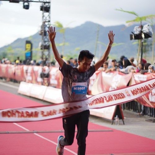 Race photo from KEDIRI HALF MARATHON 2026