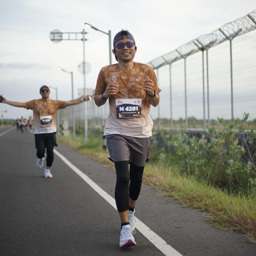 Race photo from KEDIRI HALF MARATHON 2026