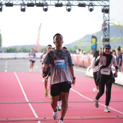 Race photo from KEDIRI HALF MARATHON 2026