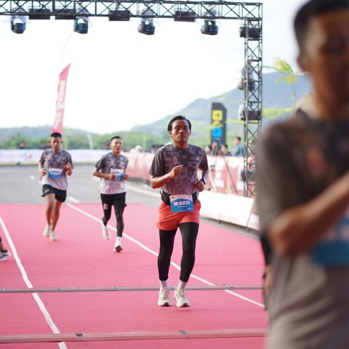 Race photo from KEDIRI HALF MARATHON 2026