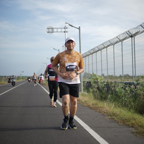Race photo from KEDIRI HALF MARATHON 2026