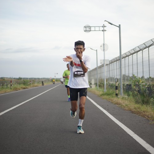 Race photo from KEDIRI HALF MARATHON 2026