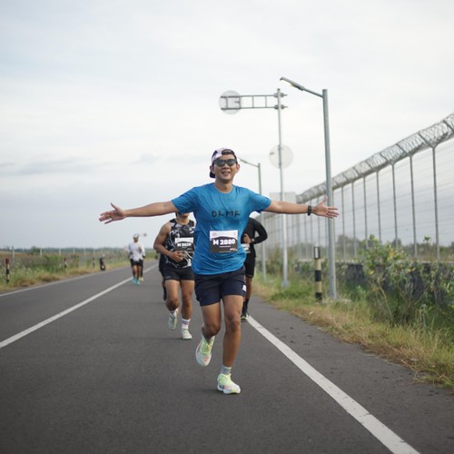 Race photo from KEDIRI HALF MARATHON 2026