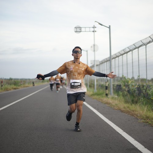 Race photo from KEDIRI HALF MARATHON 2026