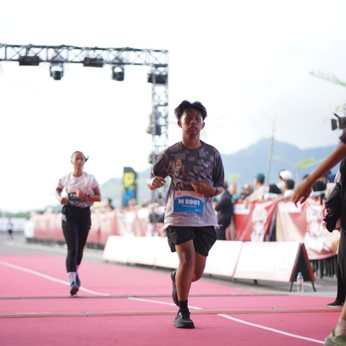 Race photo from KEDIRI HALF MARATHON 2026