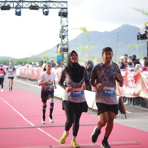 Race photo from KEDIRI HALF MARATHON 2026