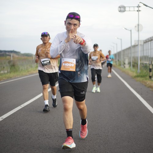 Race photo from KEDIRI HALF MARATHON 2026