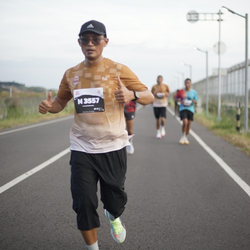 Race photo from KEDIRI HALF MARATHON 2026
