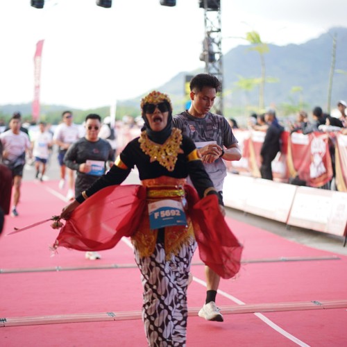 Race photo from KEDIRI HALF MARATHON 2026
