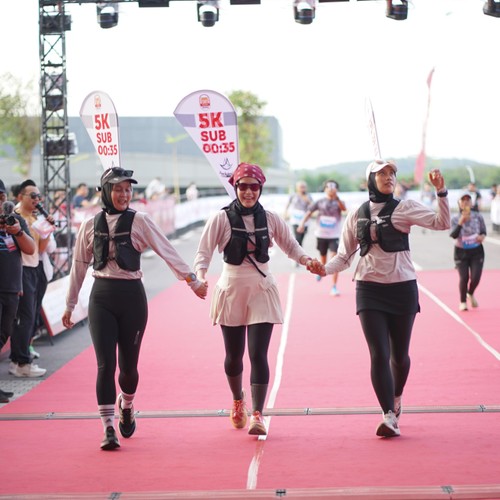 Race photo from KEDIRI HALF MARATHON 2026