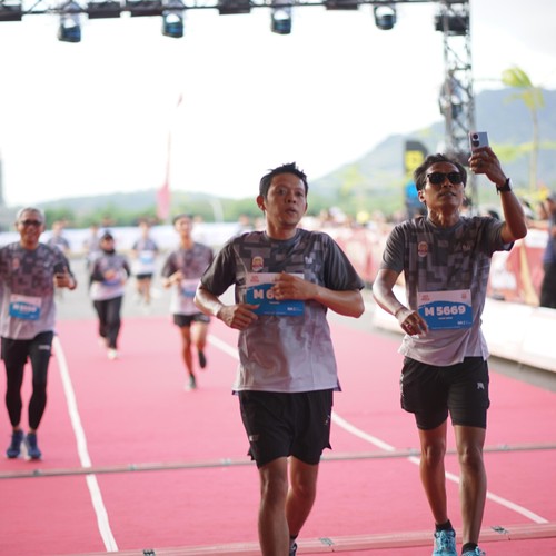 Race photo from KEDIRI HALF MARATHON 2026
