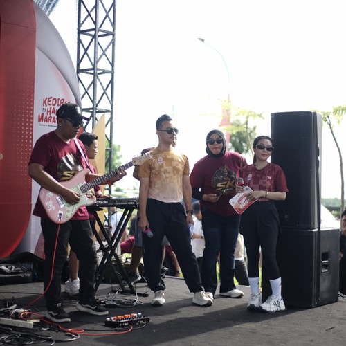 Race photo from KEDIRI HALF MARATHON 2026