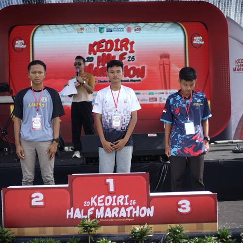 Race photo from KEDIRI HALF MARATHON 2026