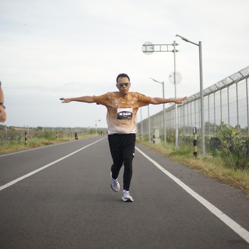 Race photo from KEDIRI HALF MARATHON 2026