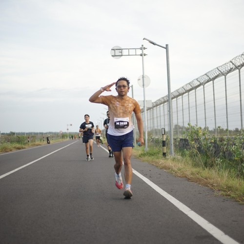 Race photo from KEDIRI HALF MARATHON 2026