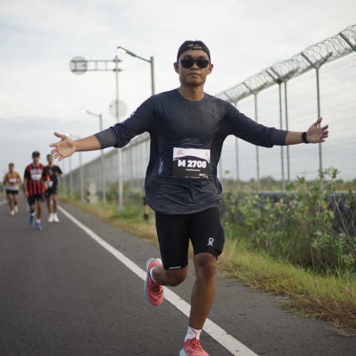 Race photo from KEDIRI HALF MARATHON 2026