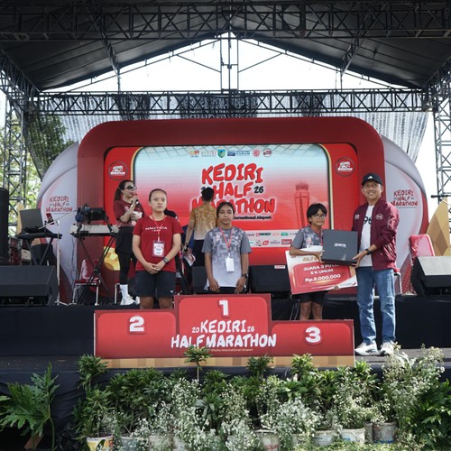 Race photo from KEDIRI HALF MARATHON 2026