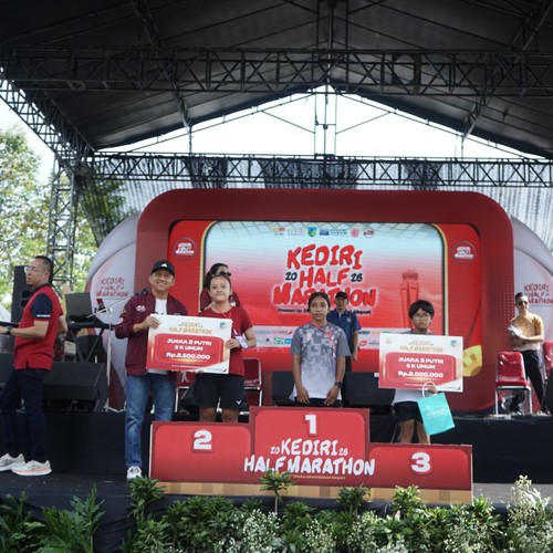 Race photo from KEDIRI HALF MARATHON 2026