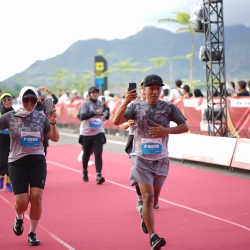 Race photo from KEDIRI HALF MARATHON 2026