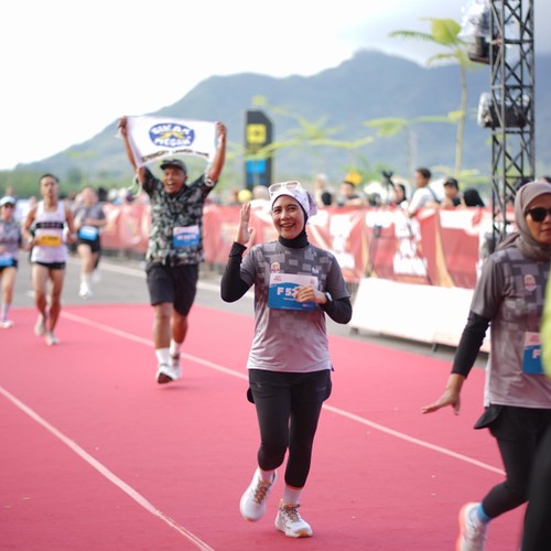 Race photo from KEDIRI HALF MARATHON 2026