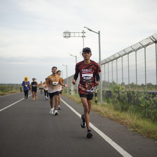 Race photo from KEDIRI HALF MARATHON 2026