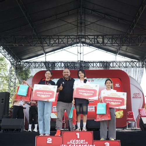Race photo from KEDIRI HALF MARATHON 2026