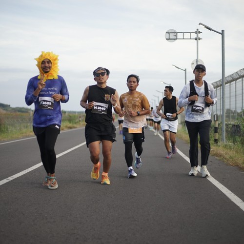 Race photo from KEDIRI HALF MARATHON 2026