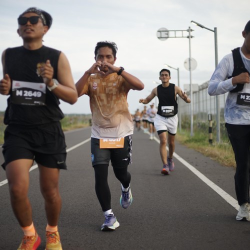 Race photo from KEDIRI HALF MARATHON 2026
