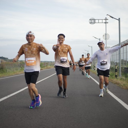 Race photo from KEDIRI HALF MARATHON 2026