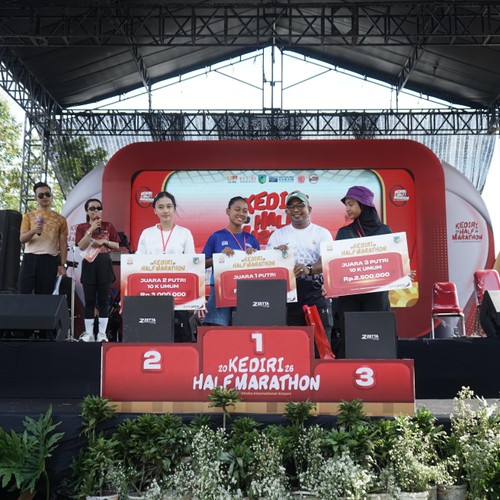 Race photo from KEDIRI HALF MARATHON 2026