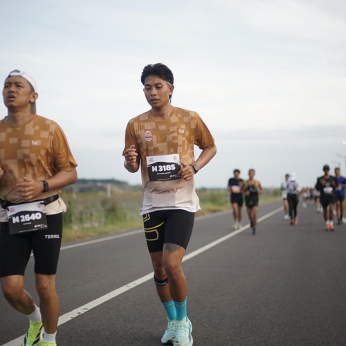 Race photo from KEDIRI HALF MARATHON 2026