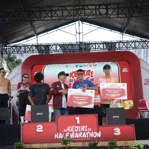 Race photo from KEDIRI HALF MARATHON 2026