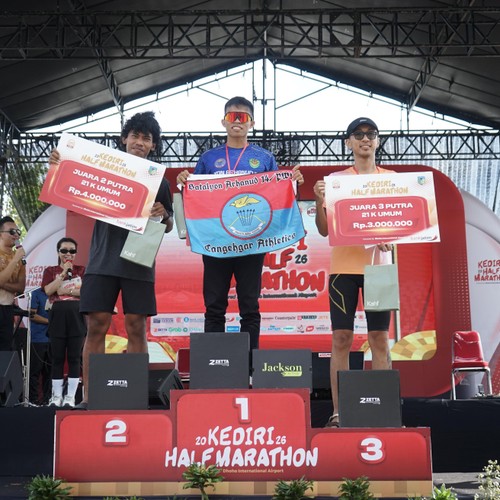 Race photo from KEDIRI HALF MARATHON 2026