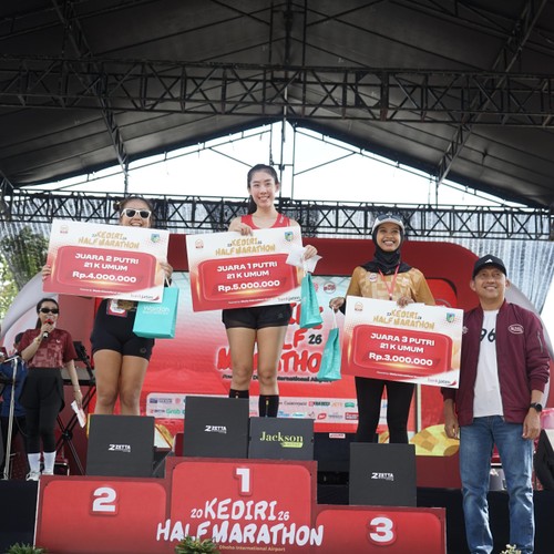 Race photo from KEDIRI HALF MARATHON 2026