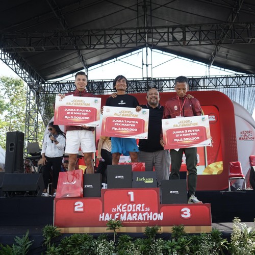 Race photo from KEDIRI HALF MARATHON 2026