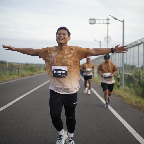 Race photo from KEDIRI HALF MARATHON 2026