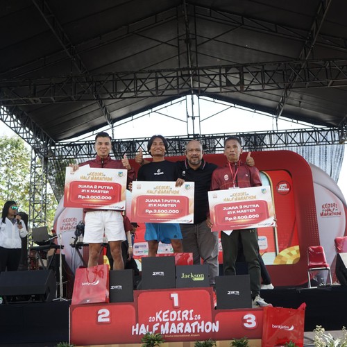 Race photo from KEDIRI HALF MARATHON 2026