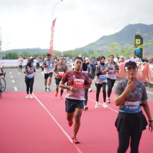 Race photo from KEDIRI HALF MARATHON 2026