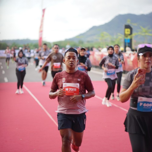 Race photo from KEDIRI HALF MARATHON 2026