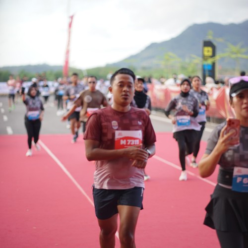 Race photo from KEDIRI HALF MARATHON 2026