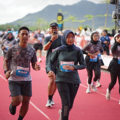 Race photo from KEDIRI HALF MARATHON 2026