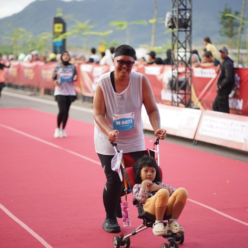 Race photo from KEDIRI HALF MARATHON 2026
