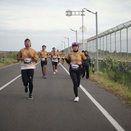 Race photo from KEDIRI HALF MARATHON 2026