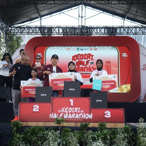 Race photo from KEDIRI HALF MARATHON 2026