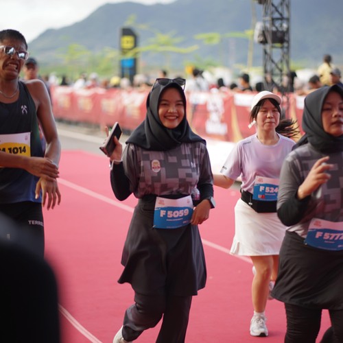 Race photo from KEDIRI HALF MARATHON 2026