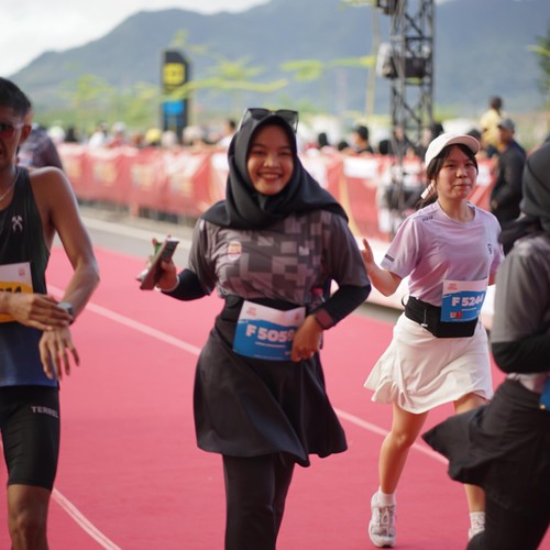 Race photo from KEDIRI HALF MARATHON 2026