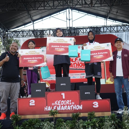 Race photo from KEDIRI HALF MARATHON 2026