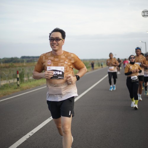Race photo from KEDIRI HALF MARATHON 2026